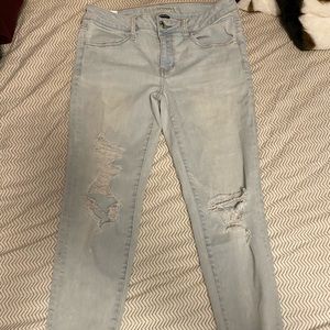 american eagle ripped jeans